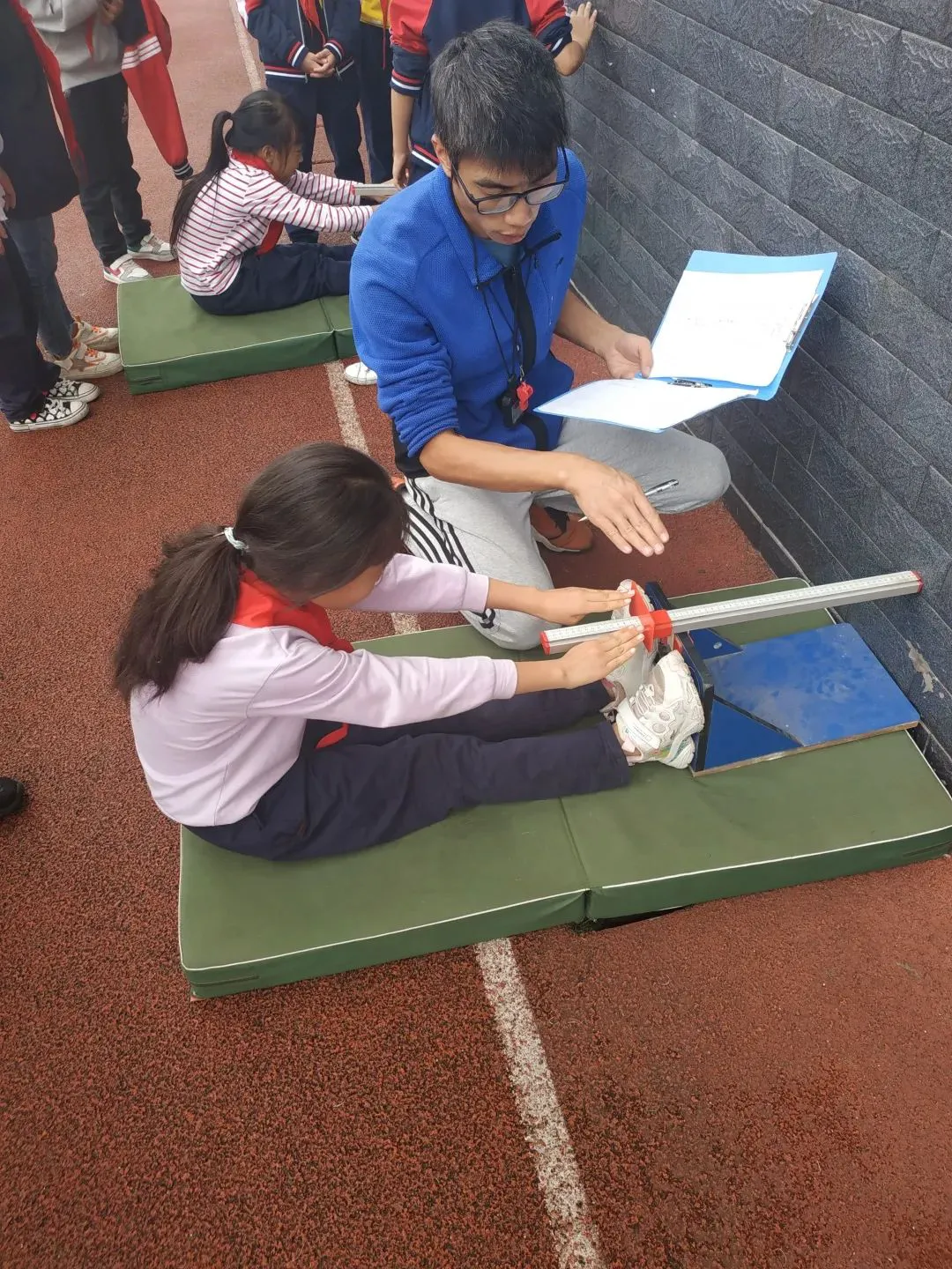 大学生球员如何应对季后赛压力_1